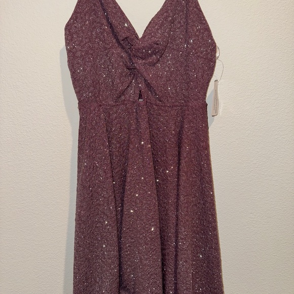 Windsor Sparkly Dress | Small - Picture 2 of 5